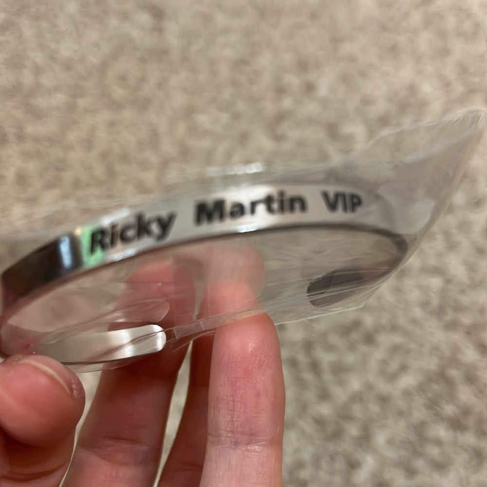 NWOT Ricky Martin VIP Silver Bracelet Bangle Cuff - Picture 2 of 5